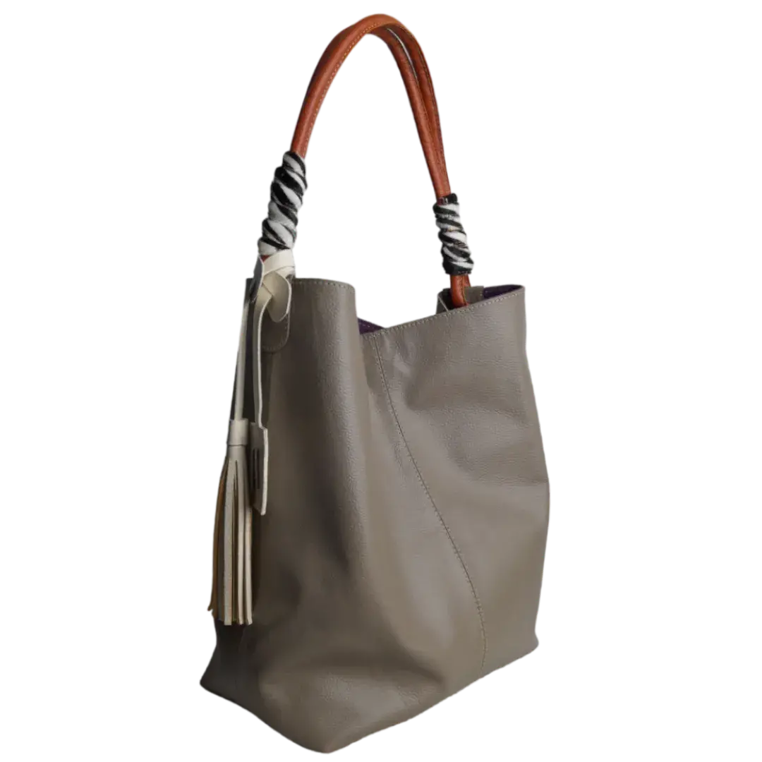 Borsa in pelle color tortora da donna Leah