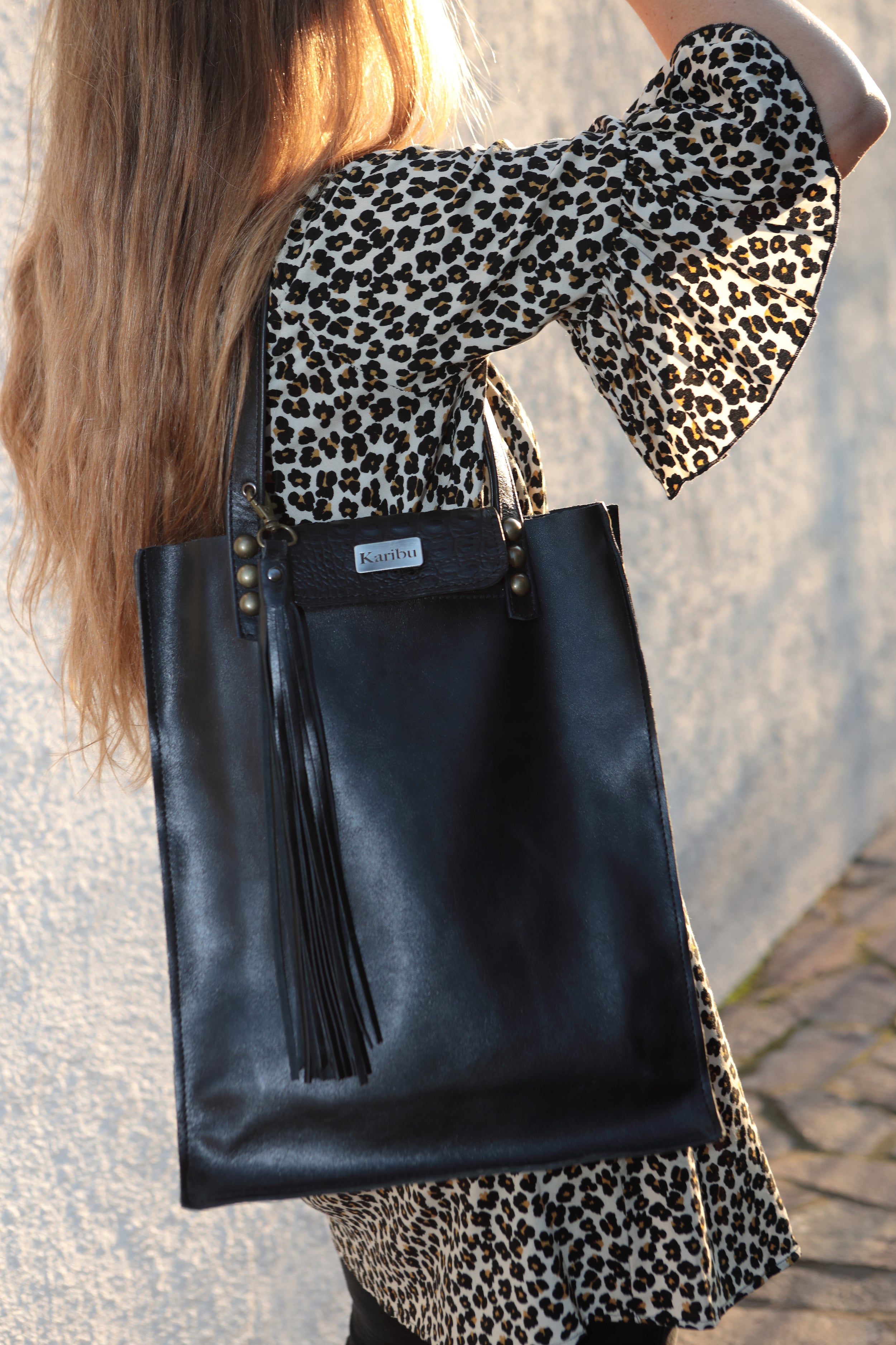 Juanita Borsa Nera con Pochette Elegante
