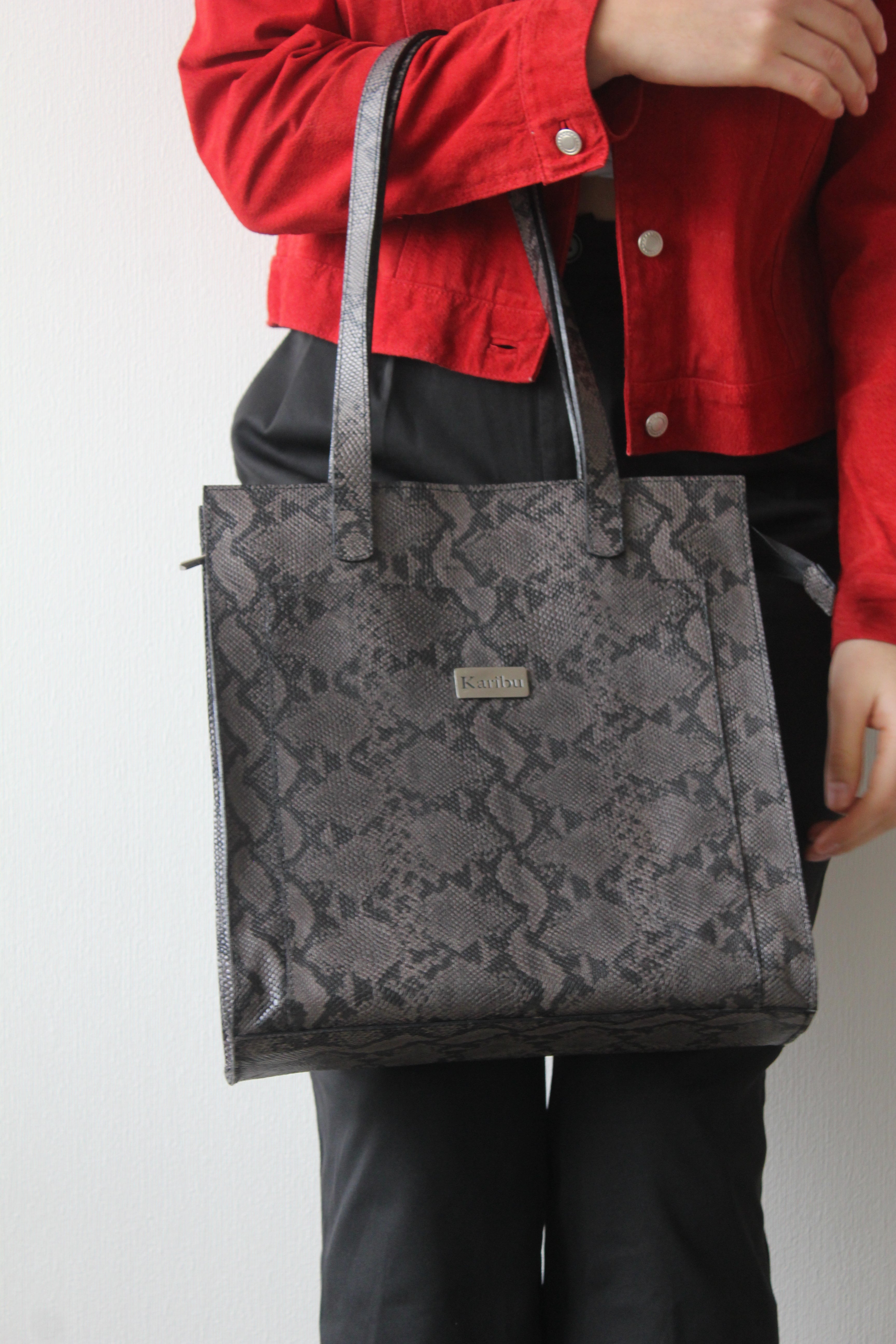 Borsa in serpente grigio María