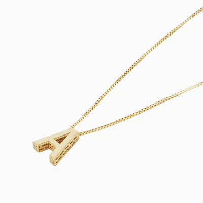 Collana con iniziale e lettera d'amore