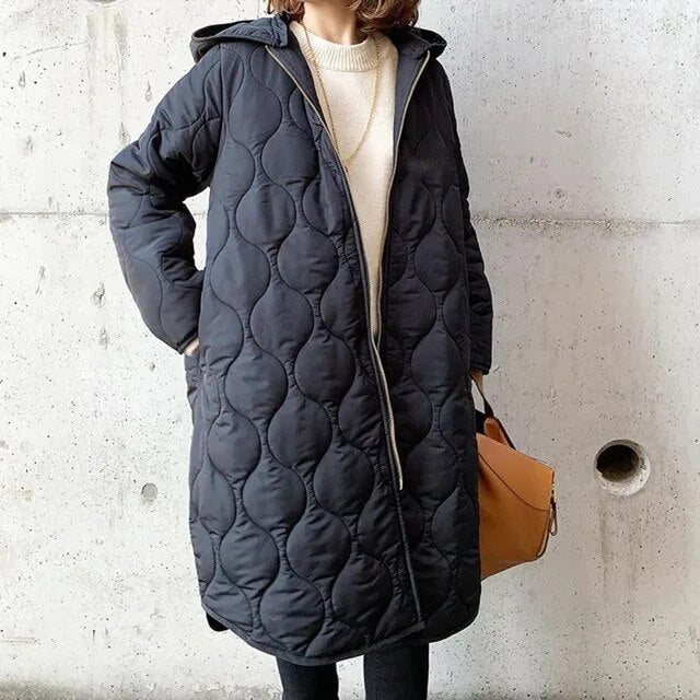 PRISCILLA™ | PARKA CON CAPPUCCIO E DETTAGLI RAFFINATI