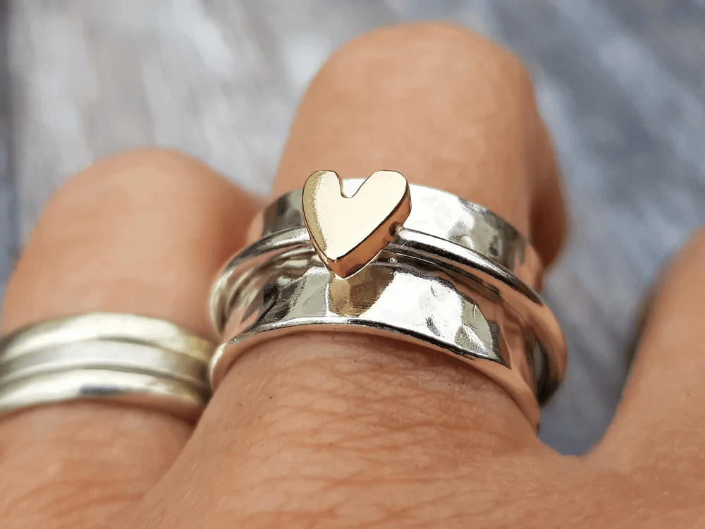MELY | Anello in argento con cuore dorato