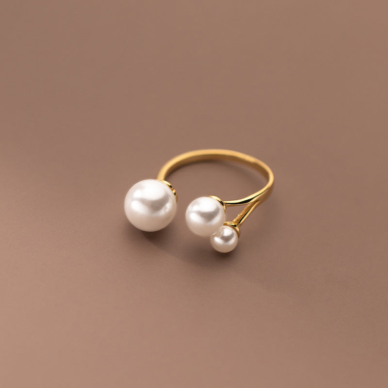 SOFÍA | Anillo triple ajustable con perlas de agua dulce