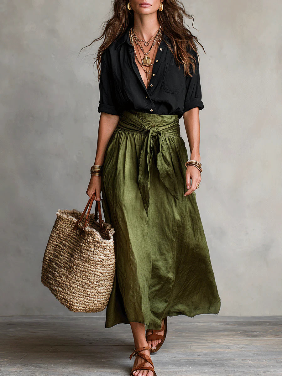 Vera – Set di due pezzi: camicia nera e gonna midi verde oliva