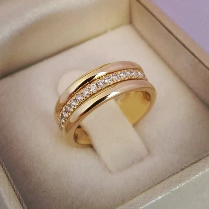 SARAH | Anello vintage con zirconi incastonati