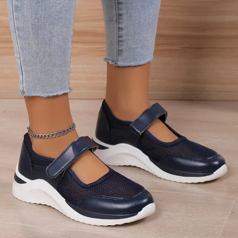 Flexora™ – Comfort Assoluto per Piedi Senza Dolore